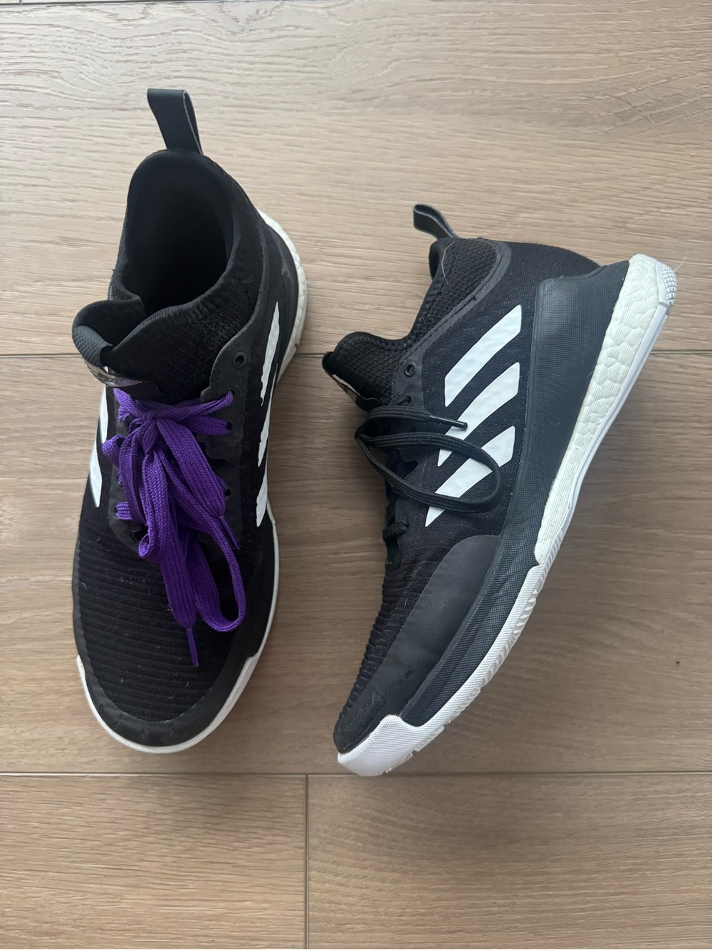Adidas Women’s 8 Crazy Flight Mid Black Volleyball Shoes